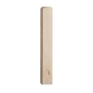 Pine 90mm 700mm Newel Base PEFC